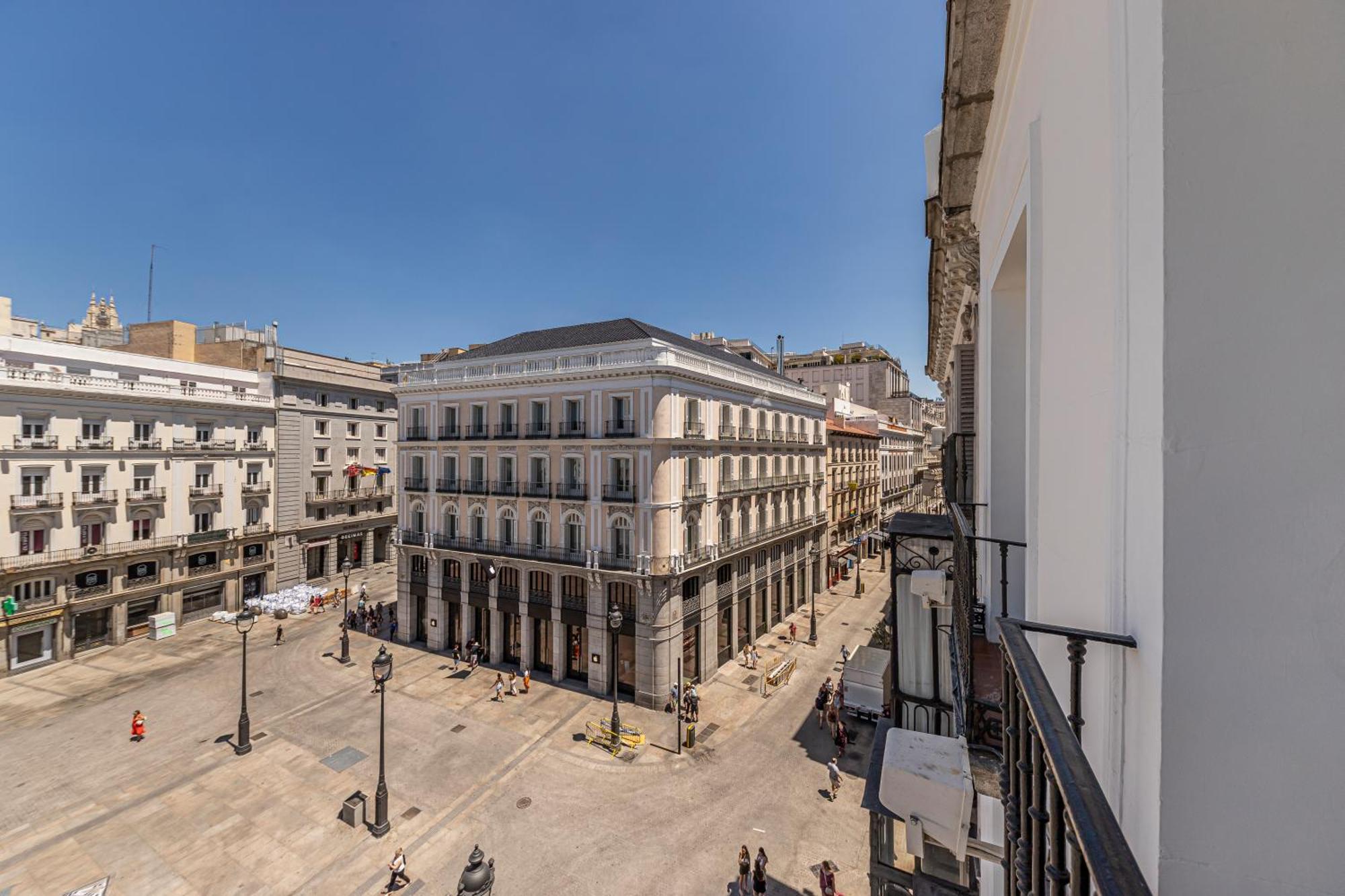 Bnbholder Apartamentos En Sol Deluxe 1 Madrid Exterior photo